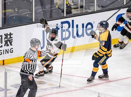Thumbnail 3 in Hanover vs Marlborough (MIAA Division 3 State Final) photogallery.