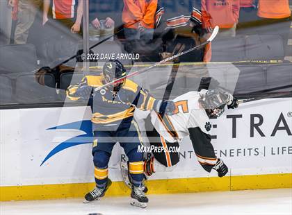 Thumbnail 2 in Hanover vs Marlborough (MIAA Division 3 State Final) photogallery.