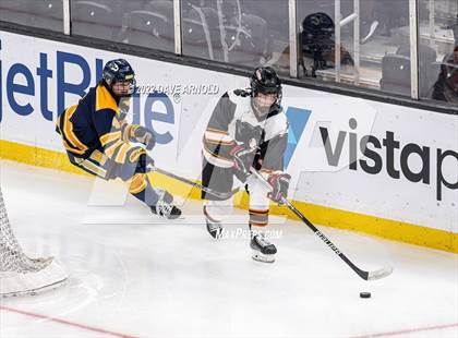 Thumbnail 3 in Hanover vs Marlborough (MIAA Division 3 State Final) photogallery.