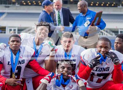 Thumbnail 3 in Champagnat Catholic vs. University Christian (FHSAA Class 2A Final) photogallery.