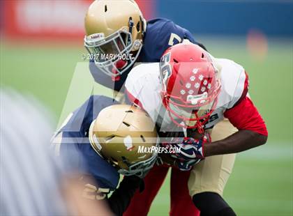 Thumbnail 2 in Champagnat Catholic vs. University Christian (FHSAA Class 2A Final) photogallery.
