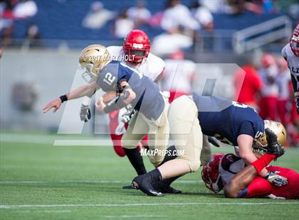 Thumbnail 2 in Champagnat Catholic vs. University Christian (FHSAA Class 2A Final) photogallery.