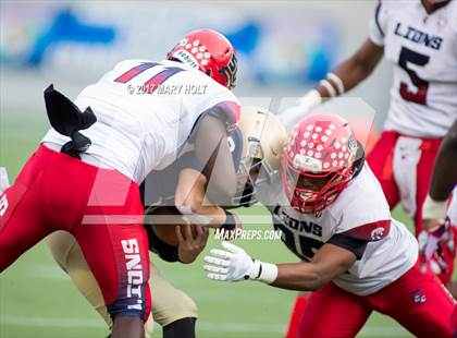 Thumbnail 3 in Champagnat Catholic vs. University Christian (FHSAA Class 2A Final) photogallery.
