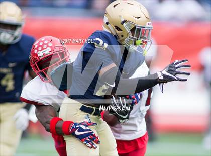 Thumbnail 2 in Champagnat Catholic vs. University Christian (FHSAA Class 2A Final) photogallery.