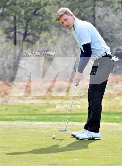 Thumbnail 2 in Los Alamos Golf Invitational photogallery.