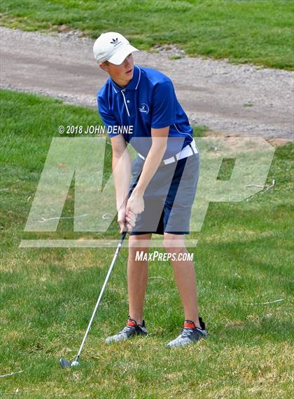 Thumbnail 3 in Los Alamos Golf Invitational photogallery.