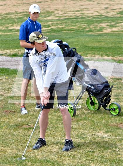 Thumbnail 2 in Los Alamos Golf Invitational photogallery.