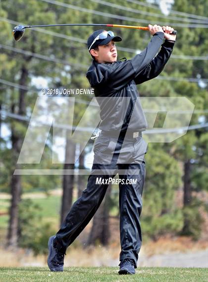 Thumbnail 3 in Los Alamos Golf Invitational photogallery.