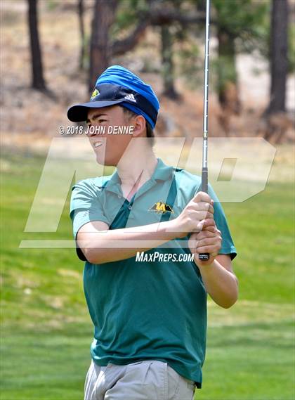 Thumbnail 3 in Los Alamos Golf Invitational photogallery.