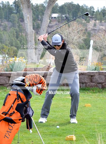 Thumbnail 1 in Los Alamos Golf Invitational photogallery.