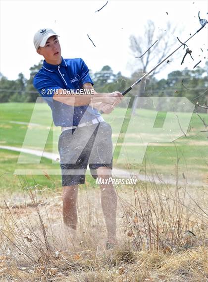 Thumbnail 2 in Los Alamos Golf Invitational photogallery.