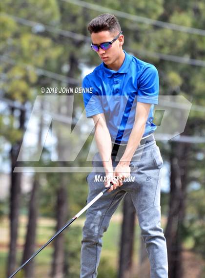 Thumbnail 1 in Los Alamos Golf Invitational photogallery.