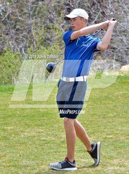 Thumbnail 3 in Los Alamos Golf Invitational photogallery.