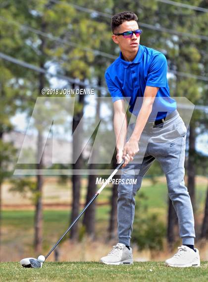 Thumbnail 2 in Los Alamos Golf Invitational photogallery.