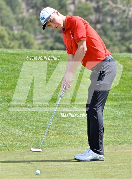Thumbnail 1 in Los Alamos Golf Invitational photogallery.