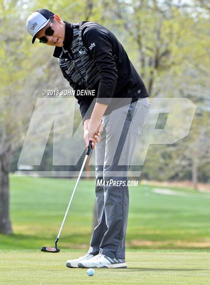 Thumbnail 1 in Los Alamos Golf Invitational photogallery.