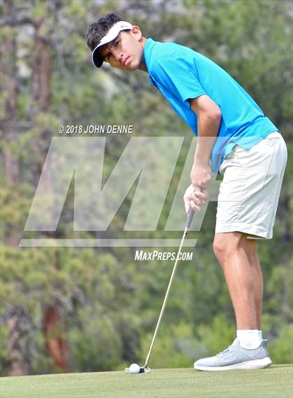 Thumbnail 1 in Los Alamos Golf Invitational photogallery.