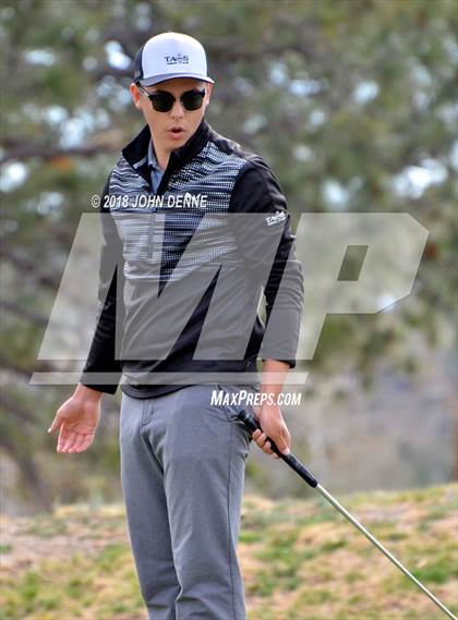 Thumbnail 3 in Los Alamos Golf Invitational photogallery.