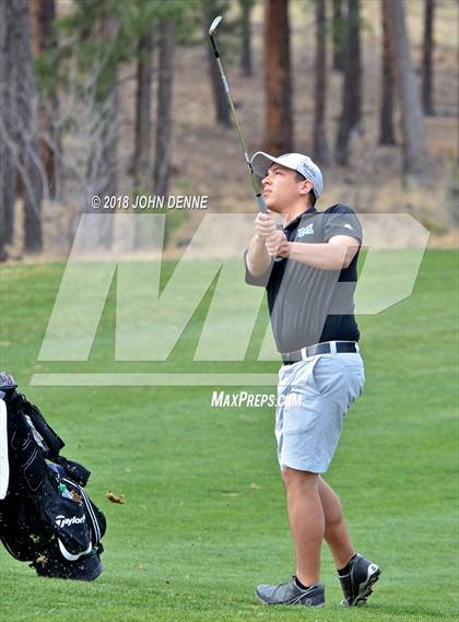 Thumbnail 3 in Los Alamos Golf Invitational photogallery.