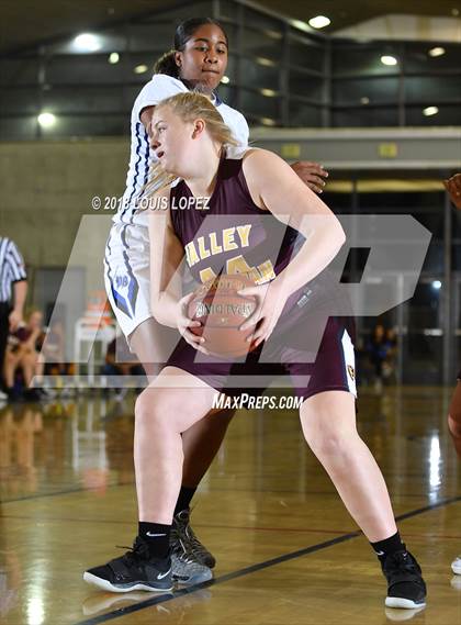 Thumbnail 3 in Valley Christian @ Diamond Ranch photogallery.