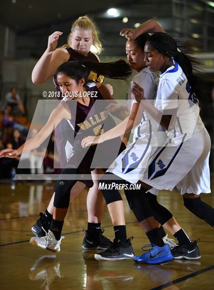 Thumbnail 2 in Valley Christian @ Diamond Ranch photogallery.