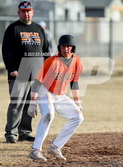 Thumbnail 1 in Fernley vs Yerington (Yerington Tournament) photogallery.