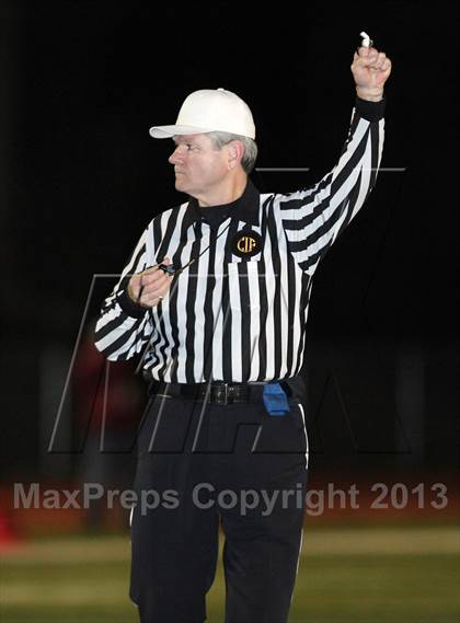 Thumbnail 2 in El Cerrito vs. Sacred Heart Prep (CIF NorCal Regional D3 Final) photogallery.