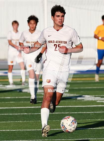 Thumbnail 2 in Menlo-Atherton @ Newark Memorial photogallery.