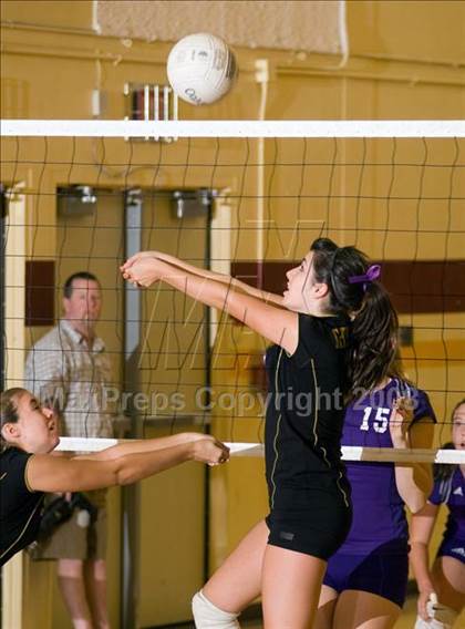 Thumbnail 2 in Buhach Colony vs Bret Harte (Oakdale Invitational) photogallery.