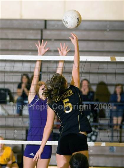 Thumbnail 1 in Buhach Colony vs Bret Harte (Oakdale Invitational) photogallery.