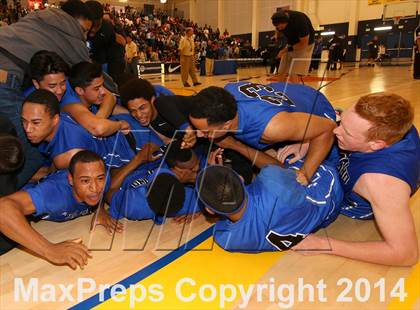 Thumbnail 3 in Westchester vs. El Camino Real (CIF LA City Section Final) photogallery.