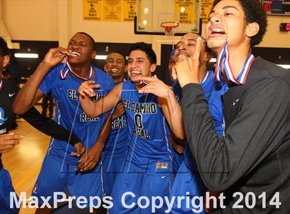 Thumbnail 3 in Westchester vs. El Camino Real (CIF LA City Section Final) photogallery.