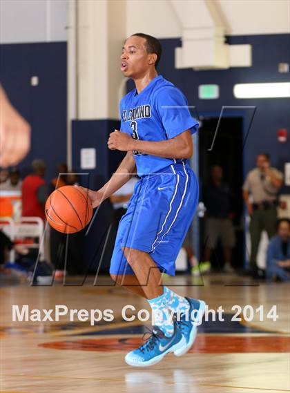 Thumbnail 1 in Westchester vs. El Camino Real (CIF LA City Section Final) photogallery.