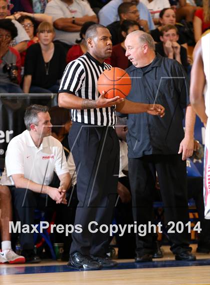 Thumbnail 2 in Westchester vs. El Camino Real (CIF LA City Section Final) photogallery.