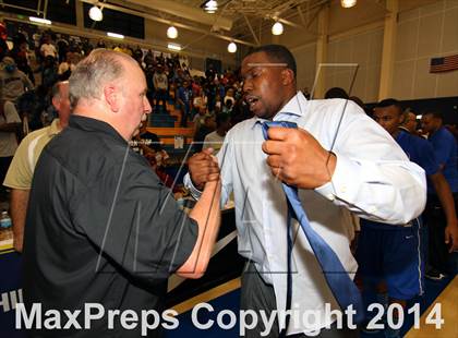 Thumbnail 3 in Westchester vs. El Camino Real (CIF LA City Section Final) photogallery.