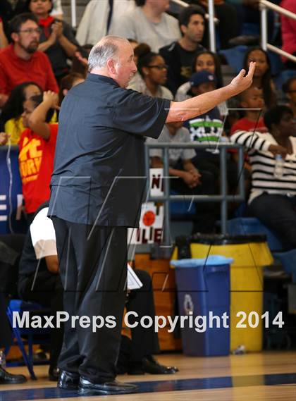 Thumbnail 2 in Westchester vs. El Camino Real (CIF LA City Section Final) photogallery.