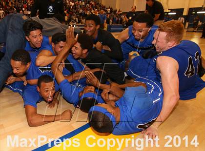 Thumbnail 2 in Westchester vs. El Camino Real (CIF LA City Section Final) photogallery.