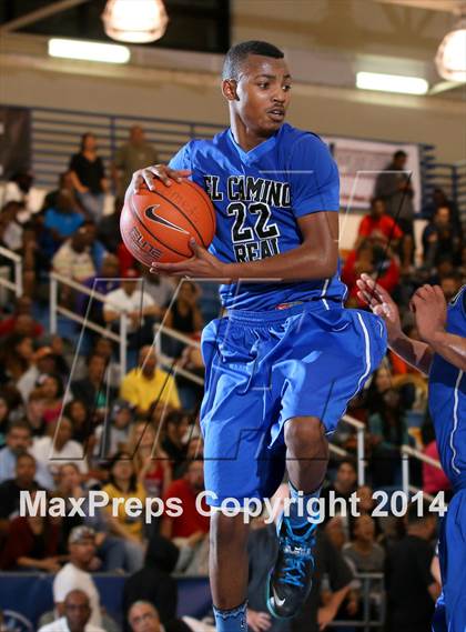 Thumbnail 1 in Westchester vs. El Camino Real (CIF LA City Section Final) photogallery.