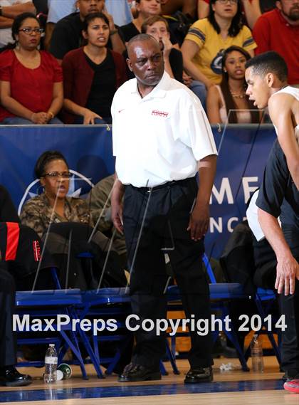Thumbnail 1 in Westchester vs. El Camino Real (CIF LA City Section Final) photogallery.