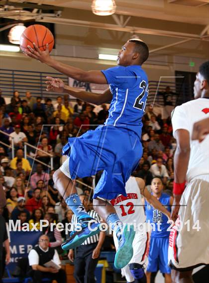 Thumbnail 1 in Westchester vs. El Camino Real (CIF LA City Section Final) photogallery.