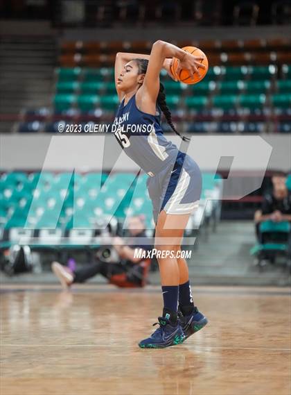 Thumbnail 2 in Roosevelt vs Air Academy (CHSAA 5A Great 8) photogallery.