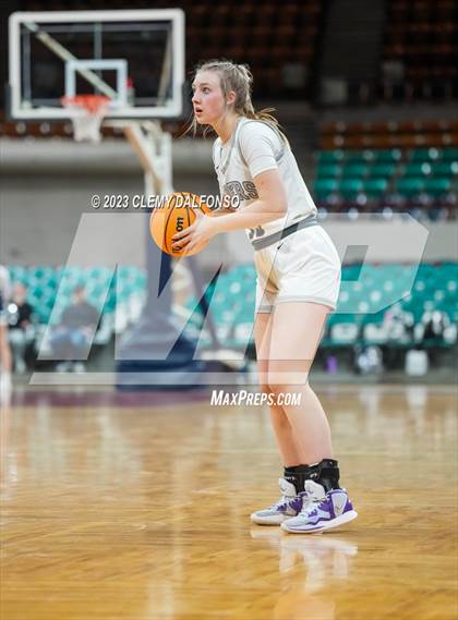 Thumbnail 3 in Roosevelt vs Air Academy (CHSAA 5A Great 8) photogallery.