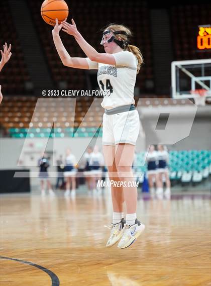 Thumbnail 3 in Roosevelt vs Air Academy (CHSAA 5A Great 8) photogallery.