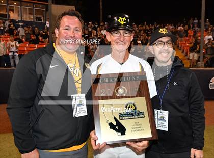 Thumbnail 2 in Foothill vs. Capistrano Valley (CIF SS D1 Final Awards) photogallery.