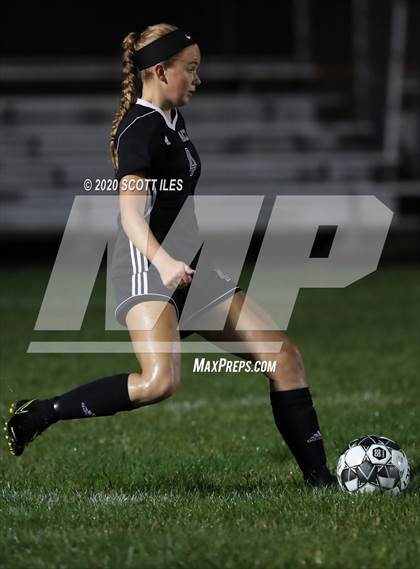 Thumbnail 1 in Johnstown-Monroe vs Amanda-Clearcreek (OHSAA D3 Sectional Playoff) photogallery.