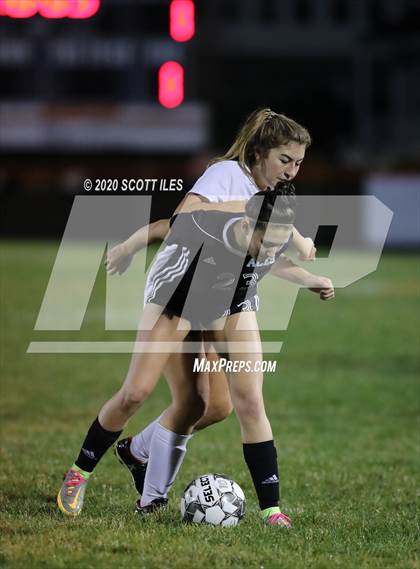 Thumbnail 2 in Johnstown-Monroe vs Amanda-Clearcreek (OHSAA D3 Sectional Playoff) photogallery.