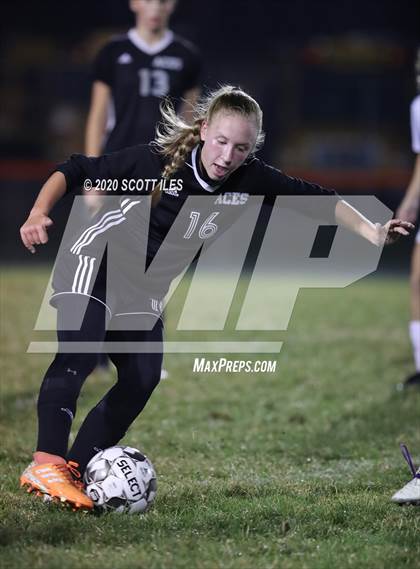 Thumbnail 1 in Johnstown-Monroe vs Amanda-Clearcreek (OHSAA D3 Sectional Playoff) photogallery.