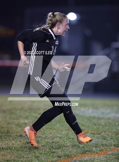 Thumbnail 2 in Johnstown-Monroe vs Amanda-Clearcreek (OHSAA D3 Sectional Playoff) photogallery.