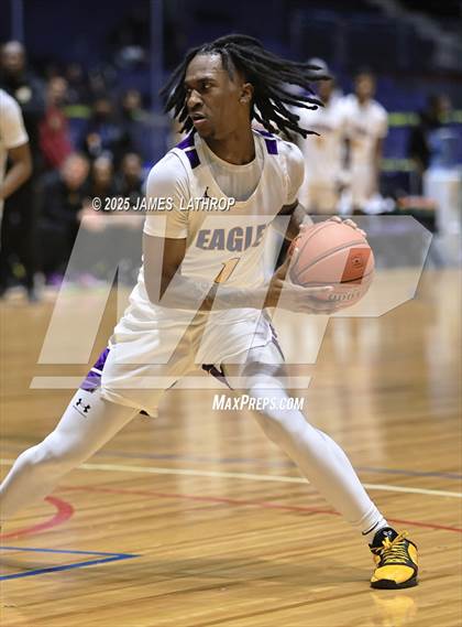 Thumbnail 2 in East vs. Wayne (NYSPHSAA SECTION V CLASS A FINAL) photogallery.