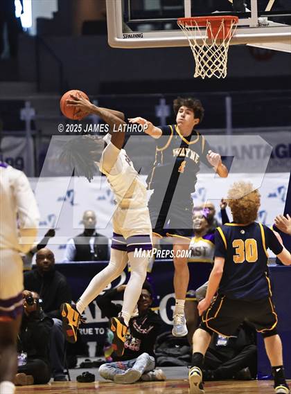 Thumbnail 3 in East vs. Wayne (NYSPHSAA SECTION V CLASS A FINAL) photogallery.